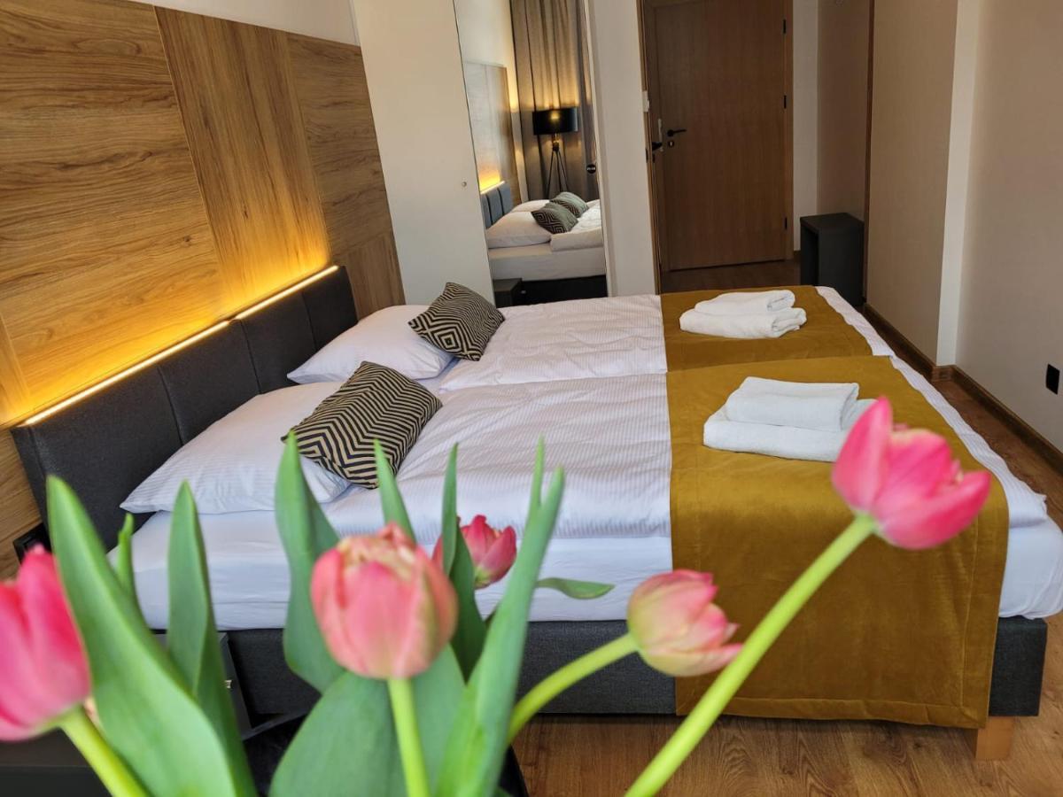 Bed and Breakfast Good Sleep Kolonowskie Exterior foto