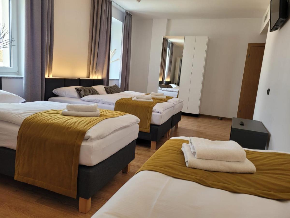 Bed and Breakfast Good Sleep Kolonowskie Exterior foto
