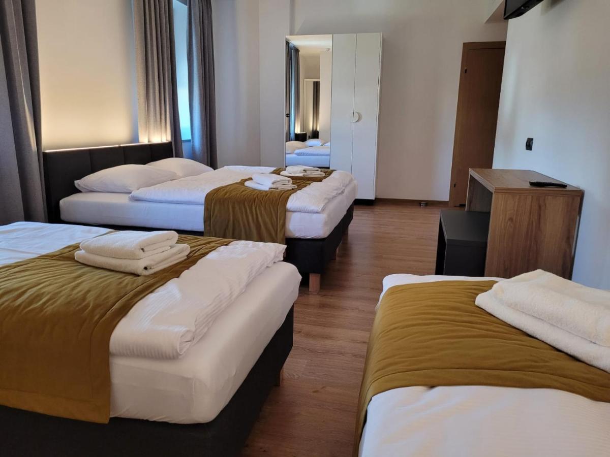 Bed and Breakfast Good Sleep Kolonowskie Exterior foto